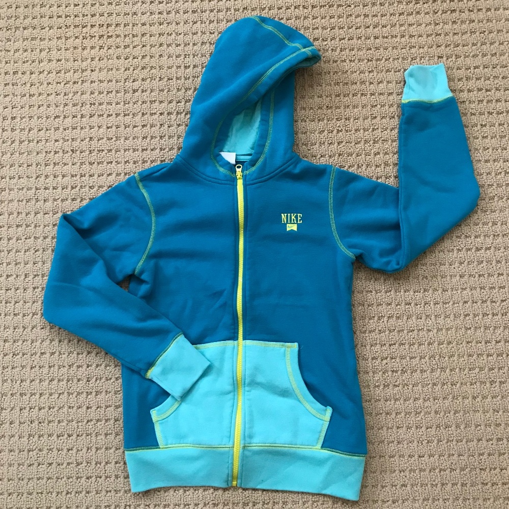 Nike Sportswear Big Girls' Full-Zip Hoodie Large